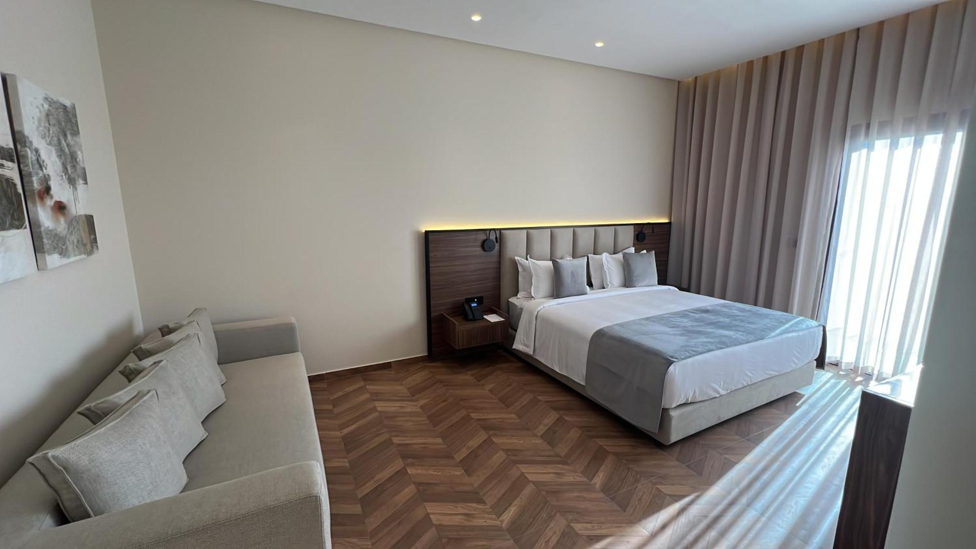 Aparthotel Citadines Almaz